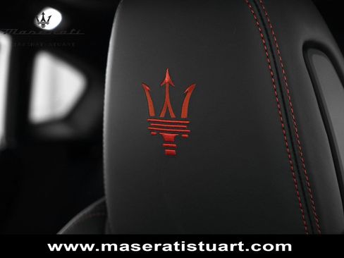 New 2024 Maserati Levante GT Ultima AWD/4WD image 18