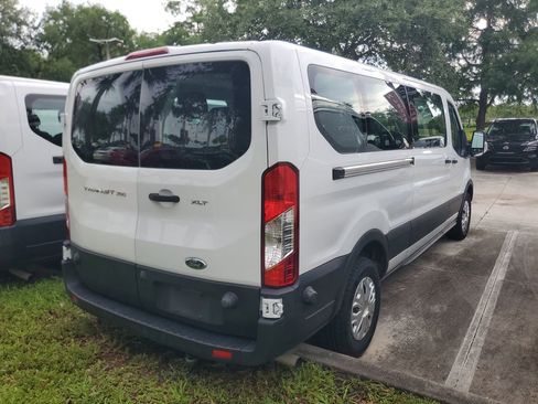 Used 2024 Ford Transit 350 XLT RWD image 4