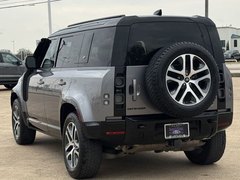 Used 2022 Land Rover Defender 110 X image 6