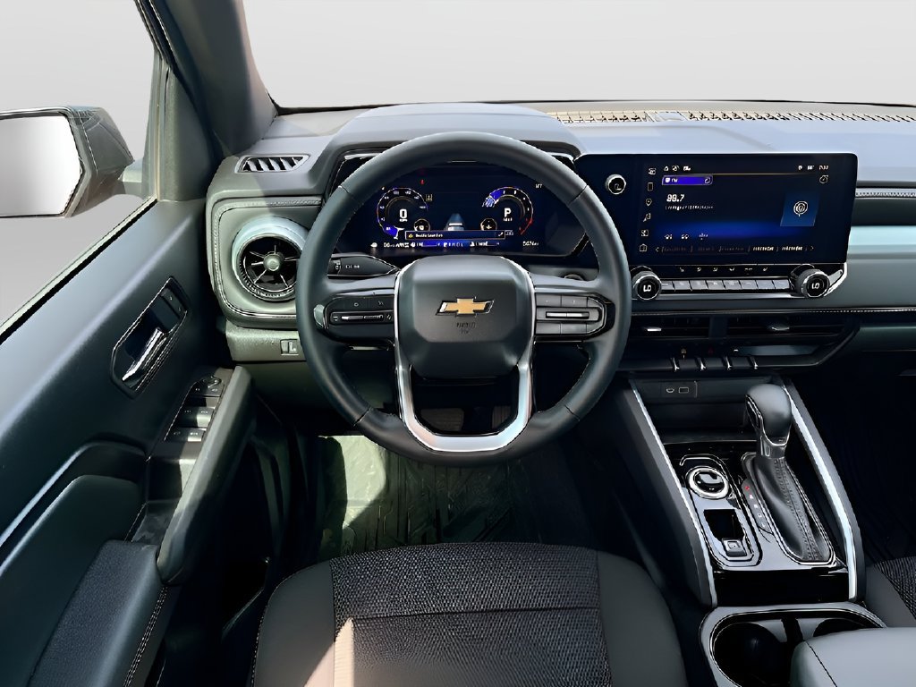 Used 2025 Chevrolet Colorado LT AWD/4WD image 20