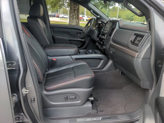 Used 2023 Nissan Titan PRO-4X w/ Pro-4x Convenience Package AWD/4WD image 3