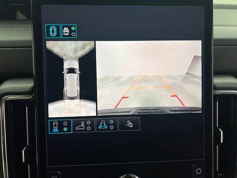 Used 2025 GMC Yukon Denali image 61