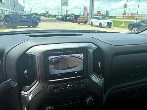 Used 2020 Chevrolet Silverado 1500 Custom w/ Custom Value Package image 89