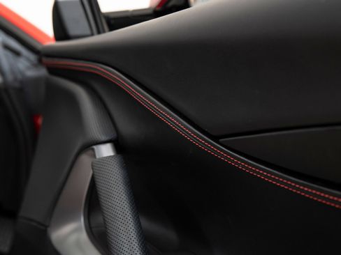 Certified 2018 Ferrari 812 Superfast RWD image 17