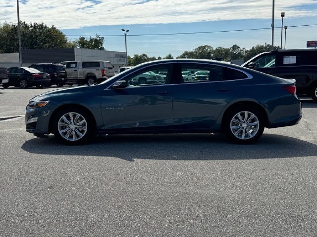 Used 2025 Chevrolet Malibu LT FWD image 7