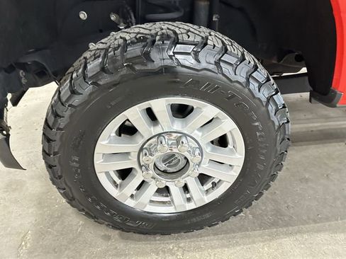 Used 2019 Ford F250 XLT w/ Snow Plow Prep Package image 22