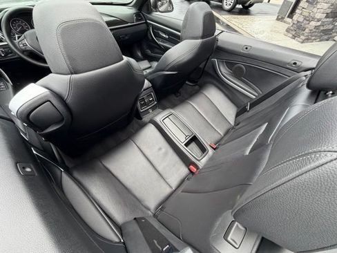 Used 2018 BMW 430i Convertible RWD image 18