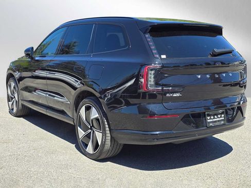 Used 2025 Volvo EX90 Plus w/ Protection Package Premier AWD/4WD image 6