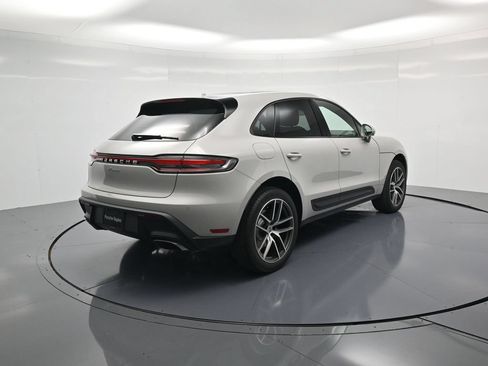 New 2026 Porsche Macan AWD/4WD image 32
