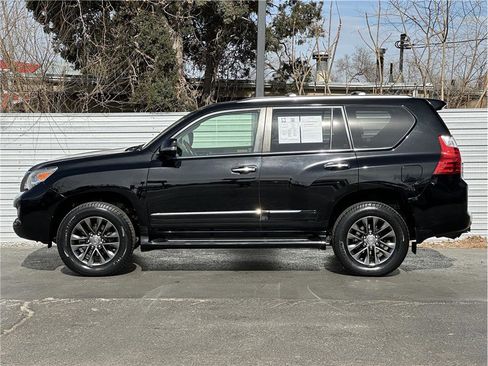 Used 2013 Lexus GX 460 image 13