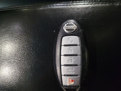 Used 2013 Nissan Altima 3.5 SL w/ Technology Pkg FWD image 32