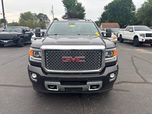 Used 2015 GMC Sierra 3500 Denali w/ Duramax Plus Package AWD/4WD image 3