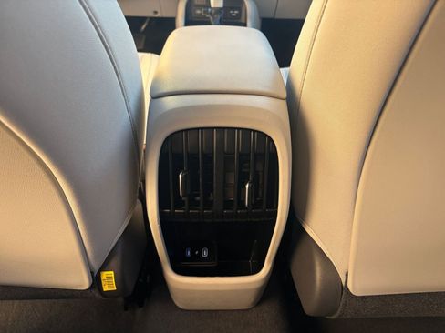 Used 2025 Hyundai Kona SEL image 24
