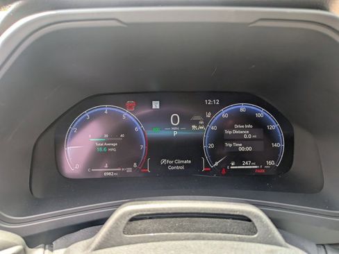 Certified 2025 Toyota Grand Highlander AWD image 10