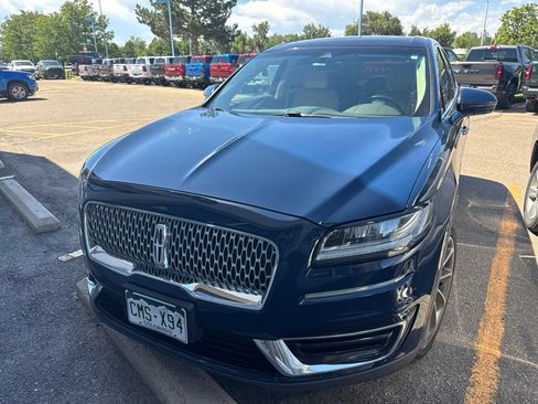 Used 2019 Lincoln Nautilus Reserve AWD/4WD image 2