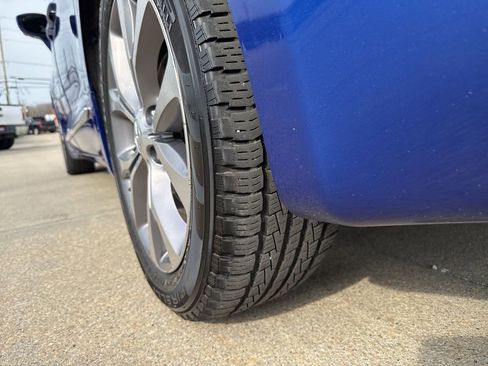 Used 2019 Chrysler Pacifica Limited w/ Advanced Safetytec Group image 54