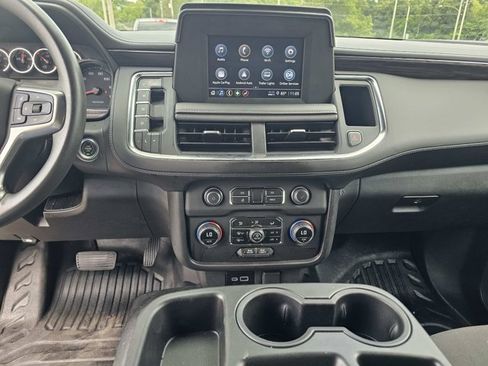 Used 2023 Chevrolet Tahoe 2WD w/ Remote Keyless Entry Package image 23