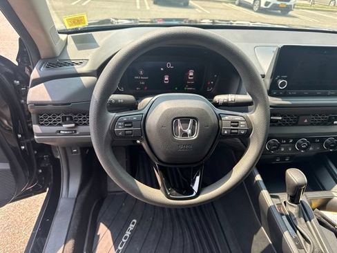 Certified 2023 Honda Accord EX image 14