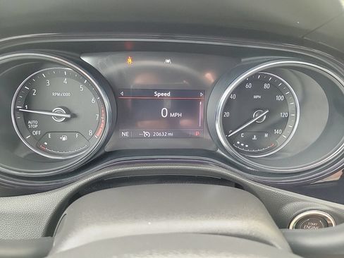 Used 2023 Buick Encore GX Select FWD image 23