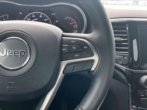 Certified 2019 Jeep Grand Cherokee Altitude RWD image 11