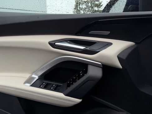 New 2025 Audi Q5 Premium Plus AWD/4WD image 22
