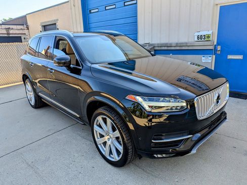 Used 2018 Volvo XC90 T6 Inscription w/ Luxury Package image 14
