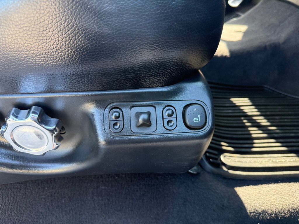 Used 2004 Ford F250 Lariat AWD/4WD image 24