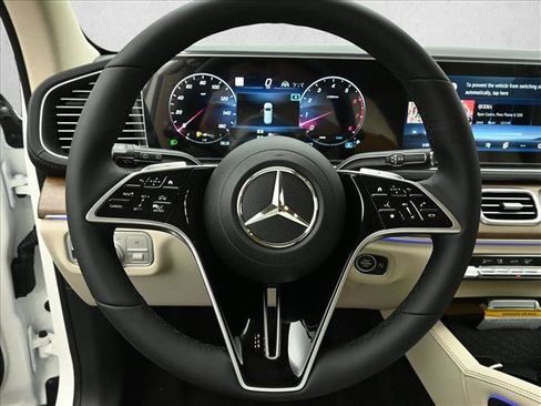 Certified 2025 Mercedes-Benz GLS 450 GLS 450 image 14