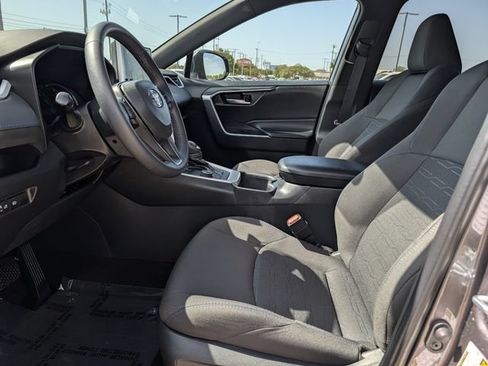 Certified 2025 Toyota RAV4 SE AWD/4WD image 26