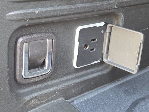 Used 2025 GMC Hummer EV 3X AWD/4WD image 21