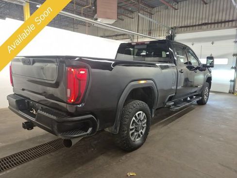 Used 2022 GMC Sierra 2500 AT4 w/ AT4 Preferred Package AWD/4WD image 5