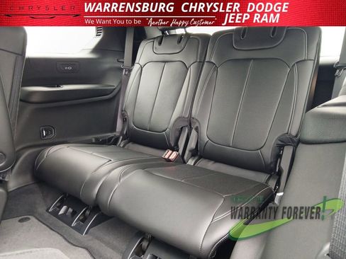 New 2025 Jeep Grand Cherokee L Limited w/ Luxury Tech Group II image 14