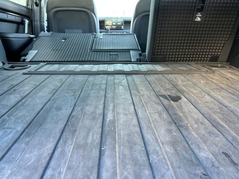 Used 2024 Land Rover Defender 130 Outbound image 33