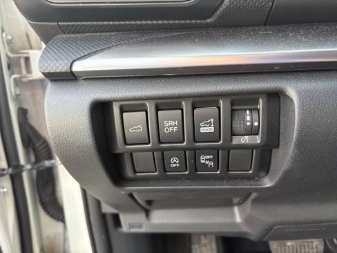 Used 2022 Subaru Forester Premium image 28