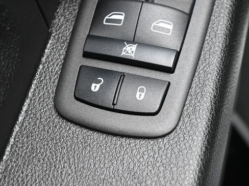 Used 2023 RAM 3500 Tradesman image 14