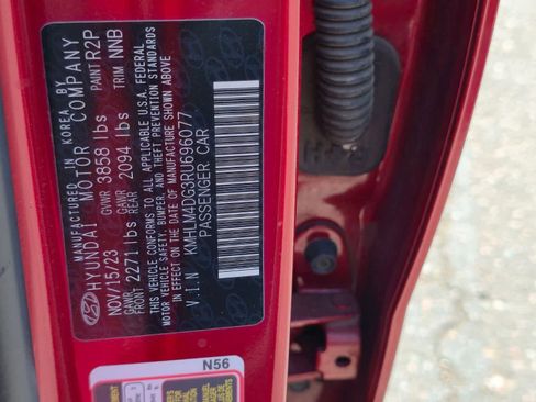 Used 2024 Hyundai Elantra SEL FWD image 27