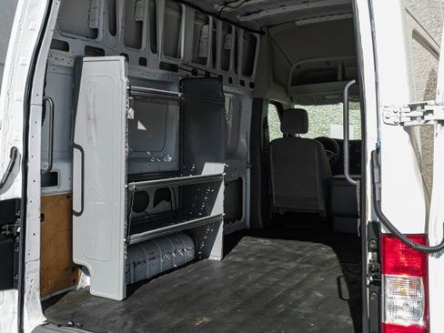 Used 2020 Nissan NV 2500 SV image 46