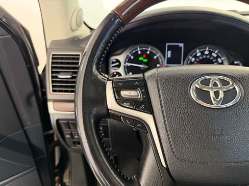 Used 2021 Toyota Land Cruiser AWD/4WD image 14
