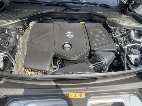New 2025 Mercedes-Benz GLC 300 4MATIC image 16