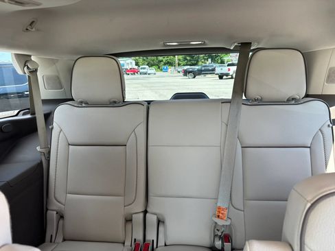 Used 2021 GMC Yukon Denali AWD/4WD image 15