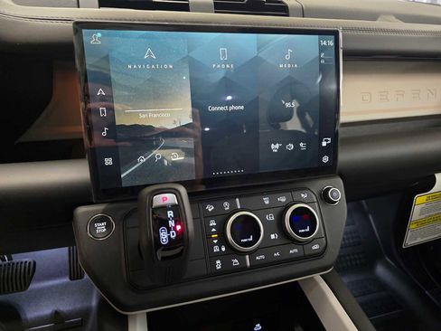 New 2026 Land Rover Defender 130 X-Dynamic SE image 26