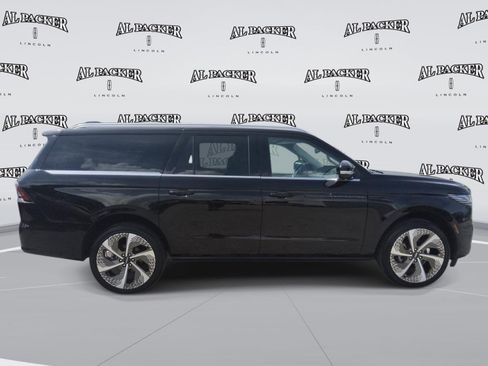 Used 2025 Lincoln Navigator L Black Label AWD/4WD image 6