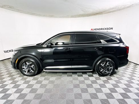 Used 2022 Kia Sorento S image 6
