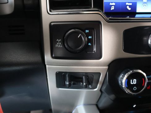 Used 2022 Ford F250 Lariat w/ Lariat Value Package AWD/4WD image 8