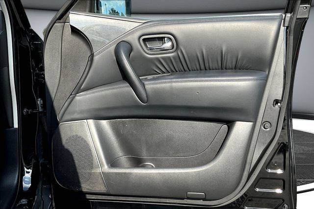Used 2024 Nissan Armada SV RWD image 30