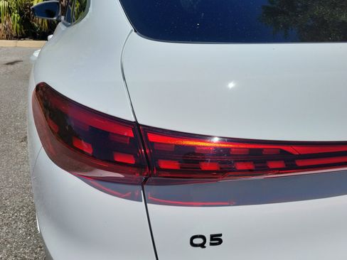 Used 2025 Audi Q5 Premium Plus AWD/4WD image 10