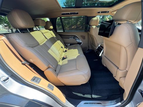 Used 2023 Land Rover Range Rover Long Wheelbase Autobiography AWD/4WD image 70