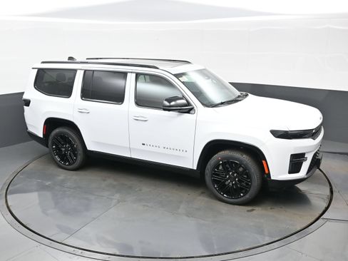 New 2026 Jeep Grand Wagoneer Limited AWD/4WD image 28