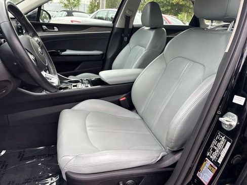 Used 2021 Kia K5 EX image 11