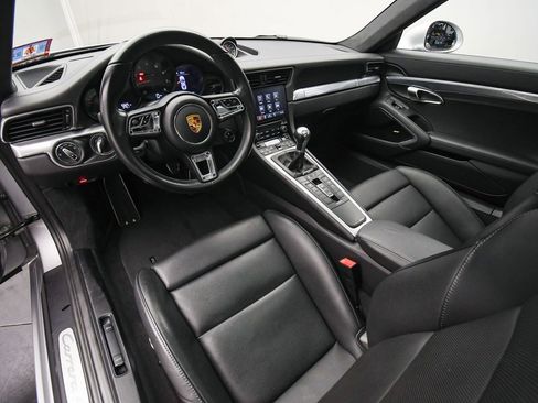Used 2017 Porsche 911 Carrera S image 10
